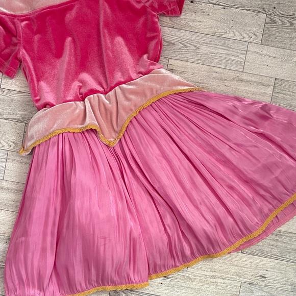 Aurora inspired dress - Picture 8 of 8